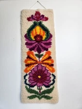 Shillcraft Latch Hook Textile Wall Art Vtg 1970s MCM Floral Scandinavian Decor