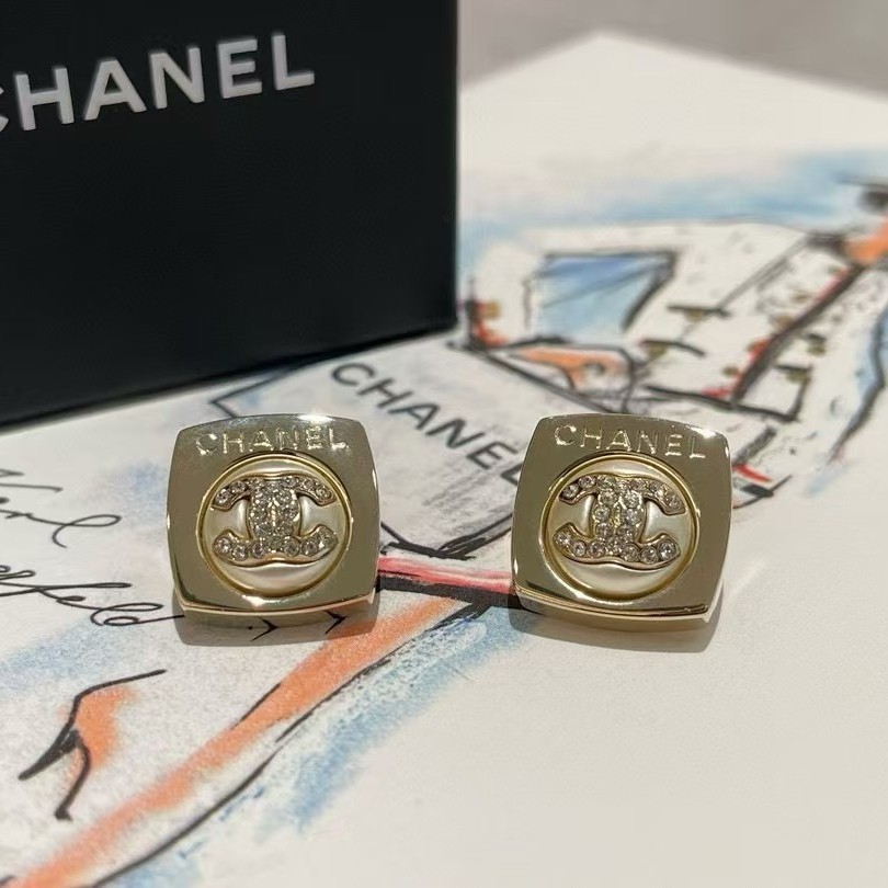 Authentic CHANEL Coco Mark stud Earrings - image 8