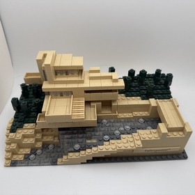 LEGO Frank Lloyd Fallingwater 21005 Complete Original Box, Manual & Extra Pieces