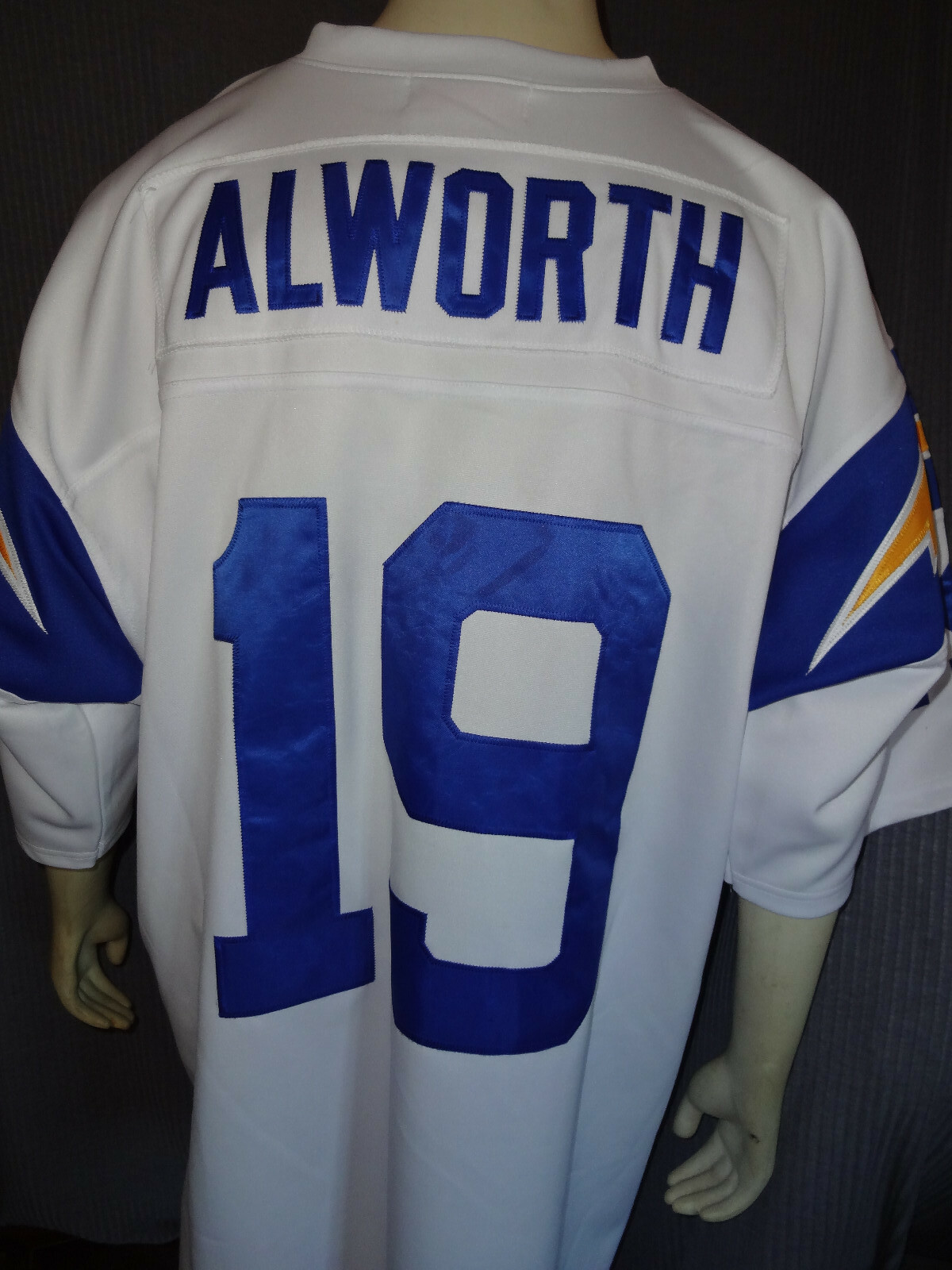 san diego chargers throwback uniforms