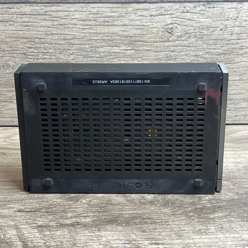 Disco duro externo portátil de escritorio LaCie Porsche Design AR35U3 USB 3.0 - gris Foto 2 de 4