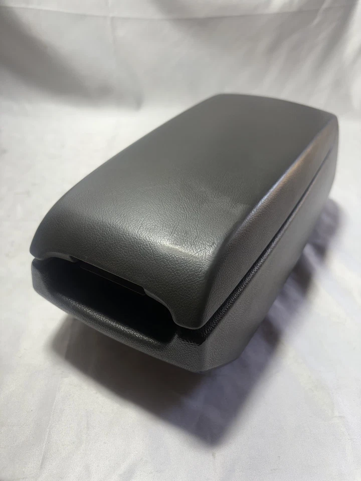 2004-2012 Chevrolet Colorado GMC Canyon Center Console Armrest Lid Dark Gray OEM - Image 2 of 4