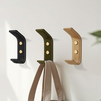 Wandhaken aus Leder mit zwei Zinken für Kleidung und Accessoires in modernen In