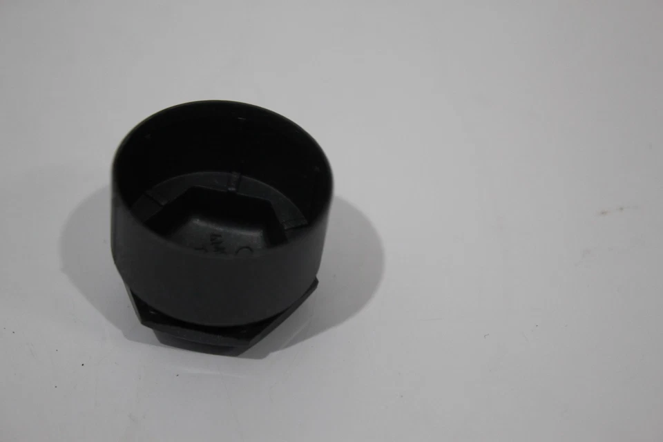 Audi RS6 4K C8 Gris Bloqueo Rueda Tuerca Perno Tapa Nuevo 4M0601173A Foto 4 de 4