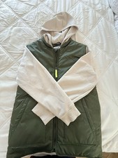 Old Navy Active Boys XXL 18 Hooded Puffer Vest Jacket Hybrid Olive Green Cream