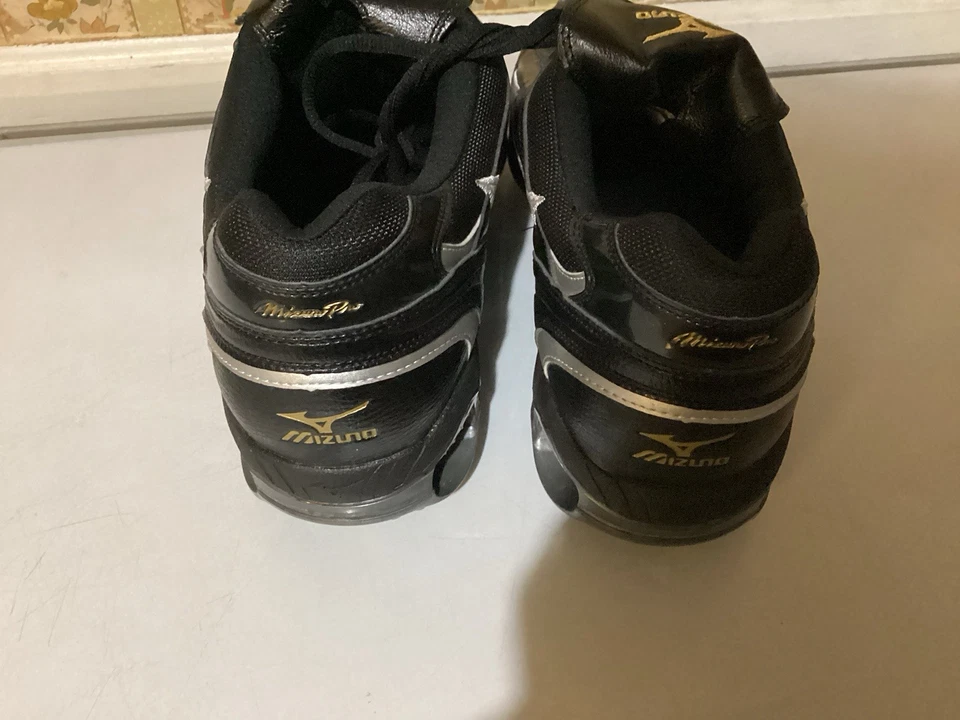 Mizuno Baseball Cleats Mens Size 16 Metal 9-Spike Classic G6 Low Switch Black - Image 3 of 4