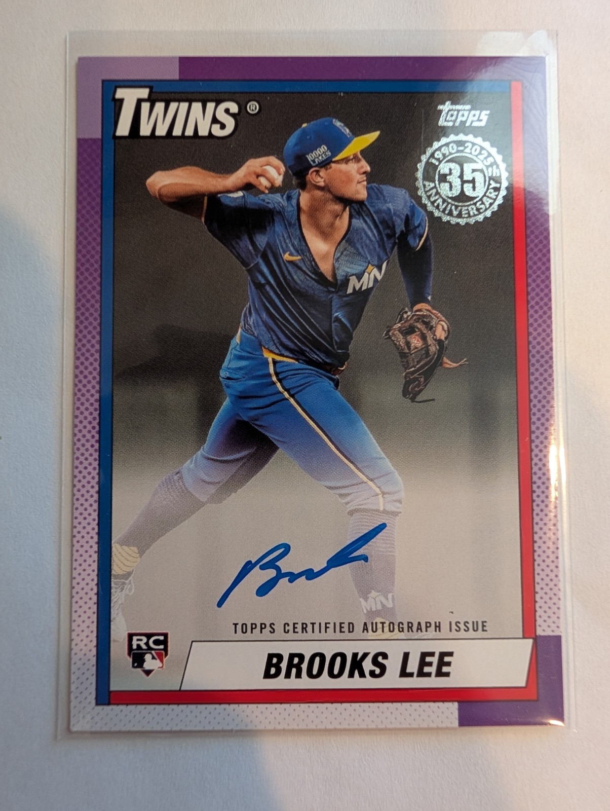2025 Topps Brooks Lee 1990 Commemorative Auto Rc 