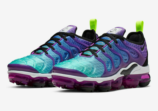 Size 5.5 - Nike Air VaporMax Plus Hyper Violet 2019 for sale ... Size 5.5 - Nike Air VaporMax Plus Hyper Violet 2019 for sale ...