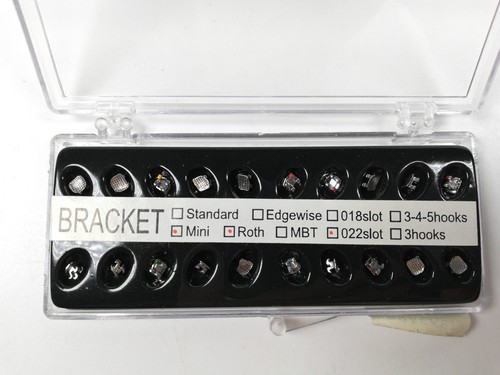 Dental Kieferorthopädische Metall Brackets Zahnspangen Haken Mini Roth 022 Nr/3/345 Hot Sales - Bild 7 von 7