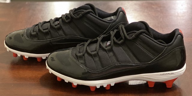 nike jordan 11 football cleats