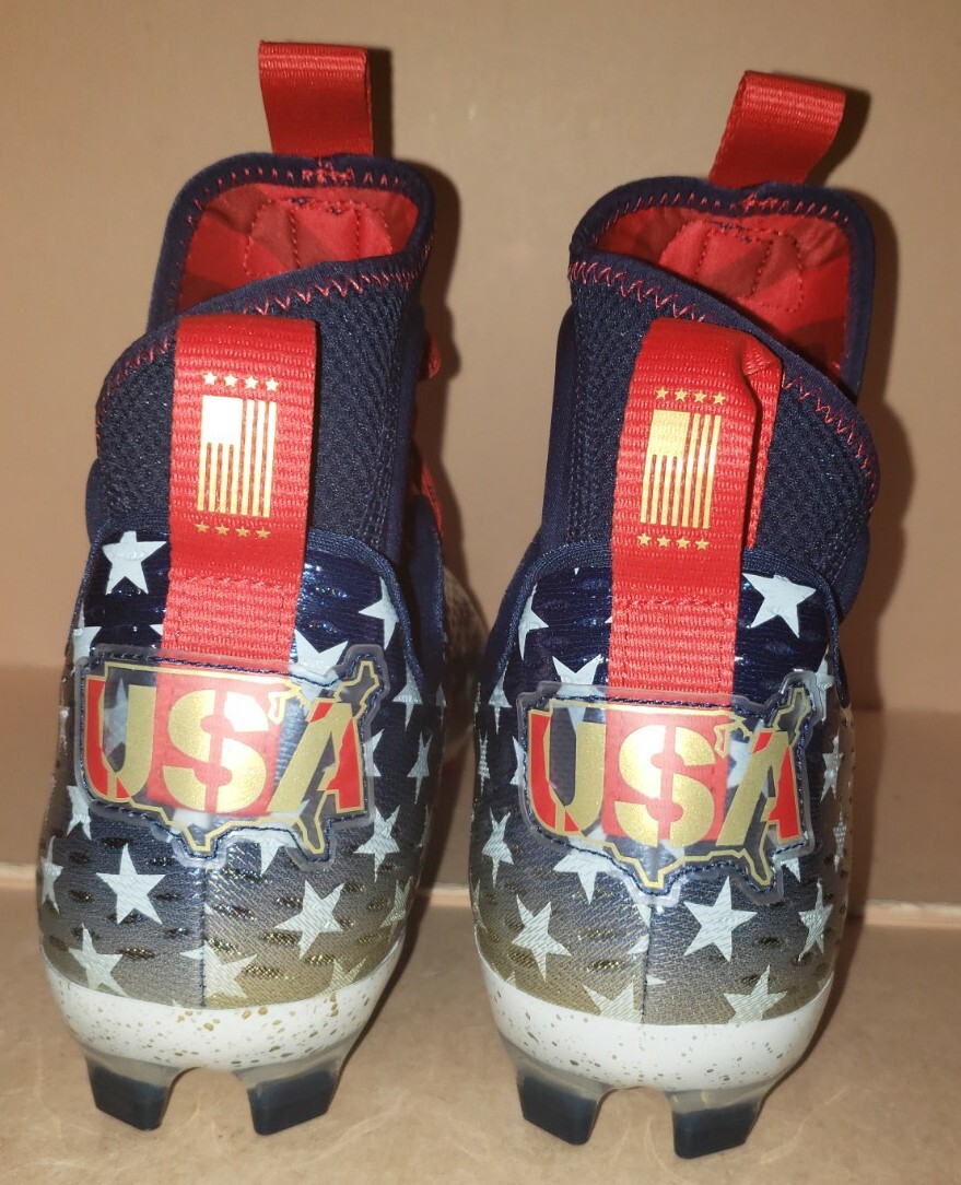 Under Armour Spotlight Lux LE MC USA Americana Football  display picture 1