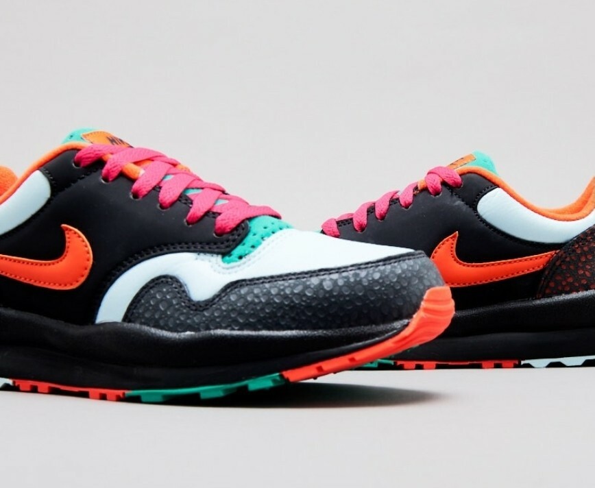 Nike Air Safari купить в Америке, лот 