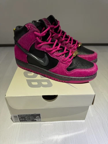 Nike SB DUNK HIGH QS ACTIVE PINK/BLACK / EU42,5