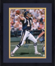 Framed Dan Fouts San Diego Chargers Signed 16x20 Throwing Photo w/HOF 93 Insc