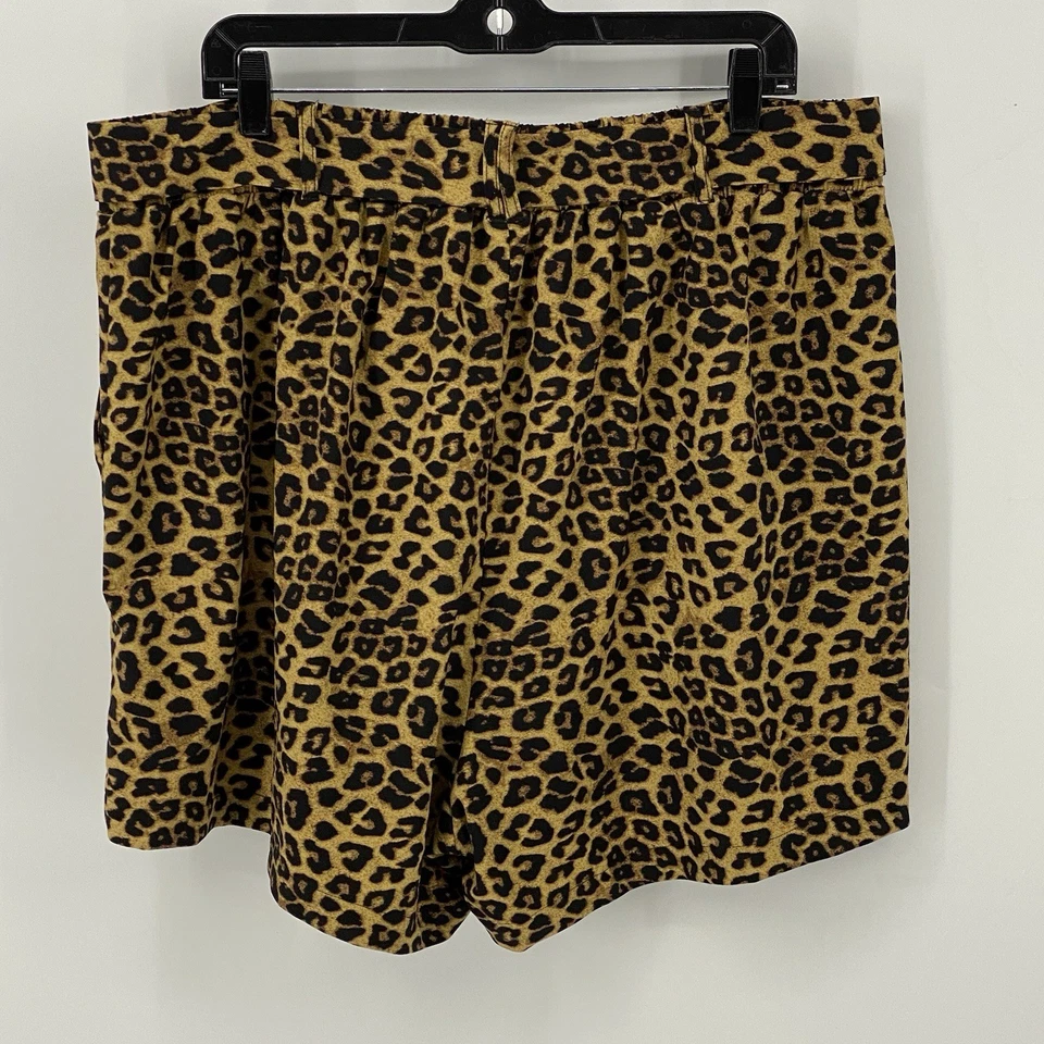 Pantalones Cortos Para Mujer Torrid (2) Estampado Leopardo Usado Corbata Cintura Talla 18 Foto 2 de 4