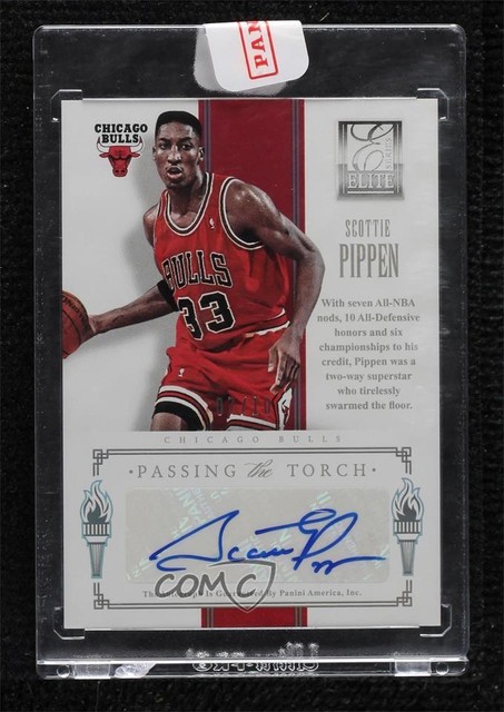 2012-13 Elite Series 7/10 Scottie Pippen Michael Kidd-Gilchrist #9 Auto HOF 7m4