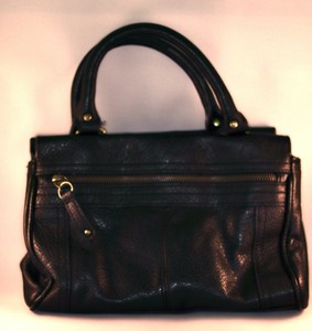 luggage factory outlet near me