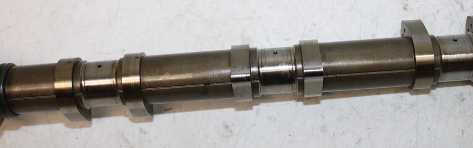 Árbol de levas Subaru Outback 2005-07 escape conductor izquierdo 3,0 L OEM 13052AA290 Foto 3 de 4