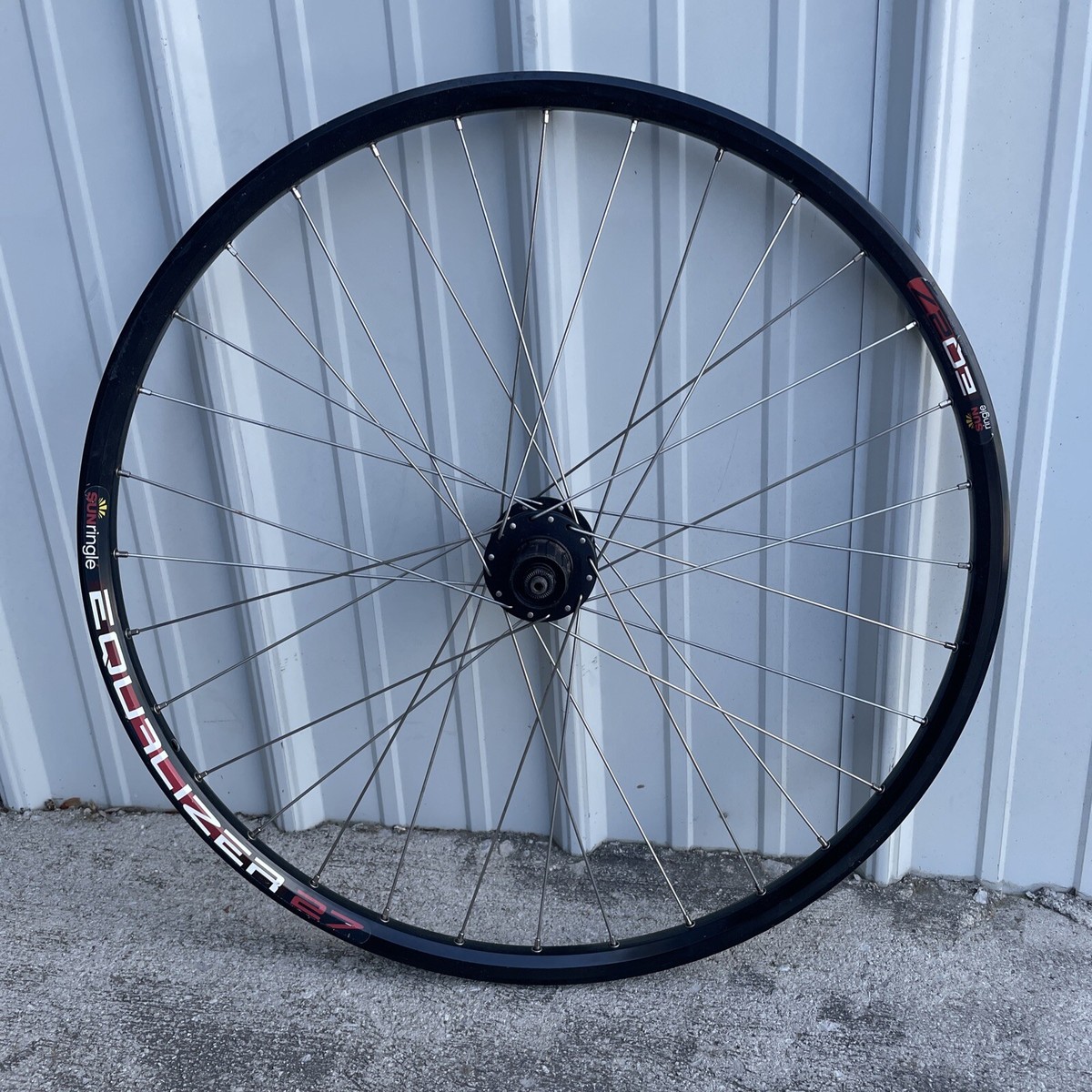 Sun Ringle Equalizer 27 Disc Mountain Bike Rear Wheel 26 Sun Ringle Equalizer 27 Disc Mountain Bike Rear Wheel 26