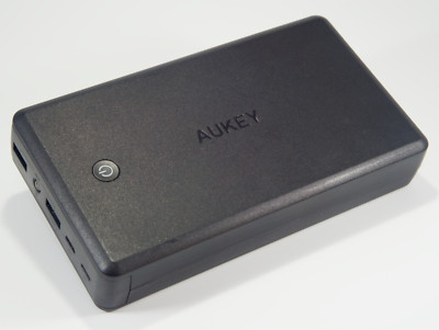 Aukey PB-N39 Battery Power Bank 30000mAh 2 x USB-A OUT Micro & Apple Dual INPUT