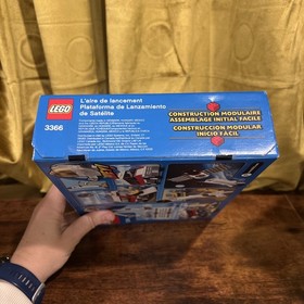 LEGO City 3366 Satellite Launch Pad NEW! Booster Rocket Van Truck Town NASA NICE