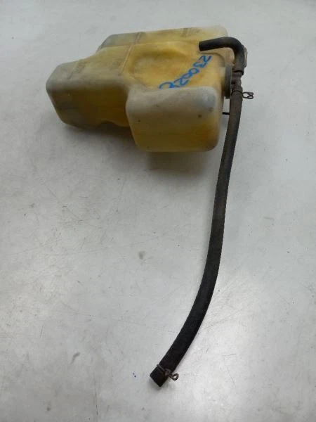 1991 TOYOTA ПИКАП 2.4L 4WD MT РАДИАТОР ОХЛАЖДАЮЩЕЙ ЖИДКОСТИ РЕЗЕРВУАР  - Изображение 2 из 4