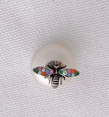Authentique boucle d'oreille Christian Dior DIOR TRIBALES cristal abeille une... - Photo 1/4