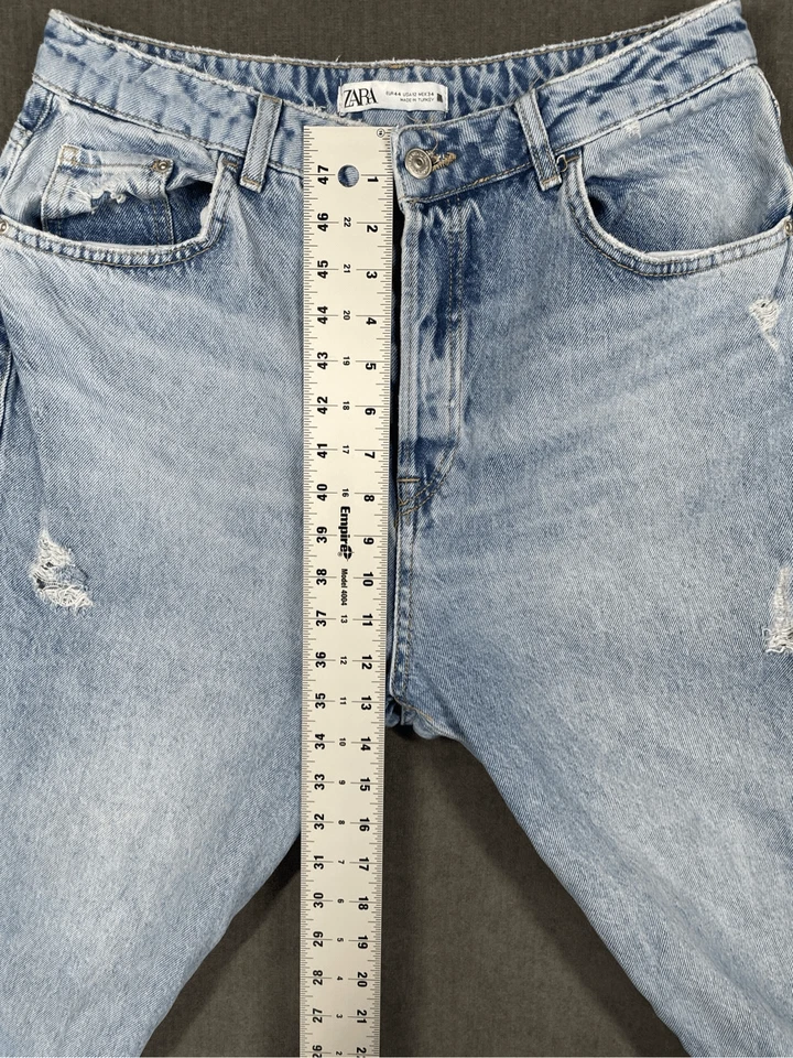 Zara High Rise Mom Jeans Women 12 Light Wash Thrashed Hem Distressed Y2K Grunge - Image 4 of 4