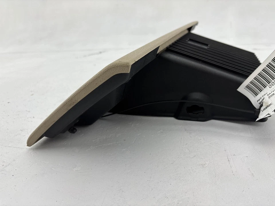 Оригинальный отсек для перчаточного ящика 2006-2007 Saturn Vue - Изображение 3 из 4