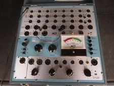 (1) Nice  Working B & K  707 Dyna Jet  Dynamic Mutual Conductance  Tube Tester