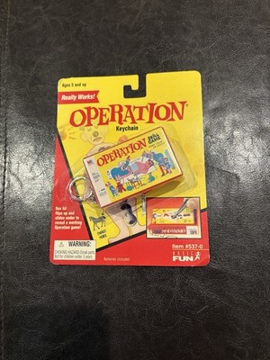 1998 Hasbro Milton Bradley Basic Fun Operation Keychain New In Package