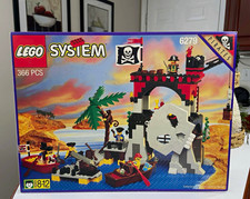 LEGO Pirates Skull Island 6279 Vintage 366pc Box Set, Islanders, Ages 8-12