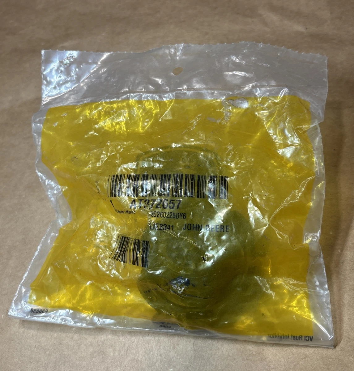 GENUINE John Deere AT372657 Radiator Fill Filler Cap photo 2