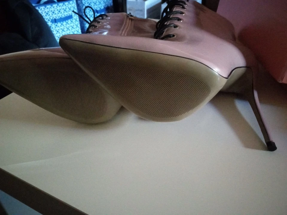 Botines de encaje rosa malva, talla 9. Foto 4 de 4