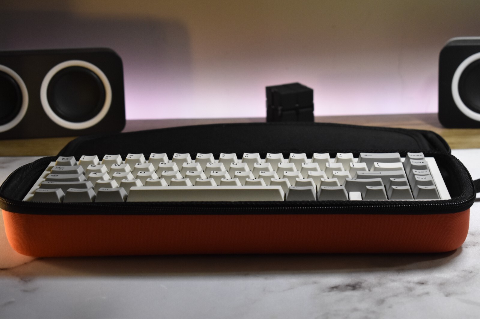 Custom 65% Mechanical Keyboard (Poppy and Thocky) (ON SALE) READ DESC!