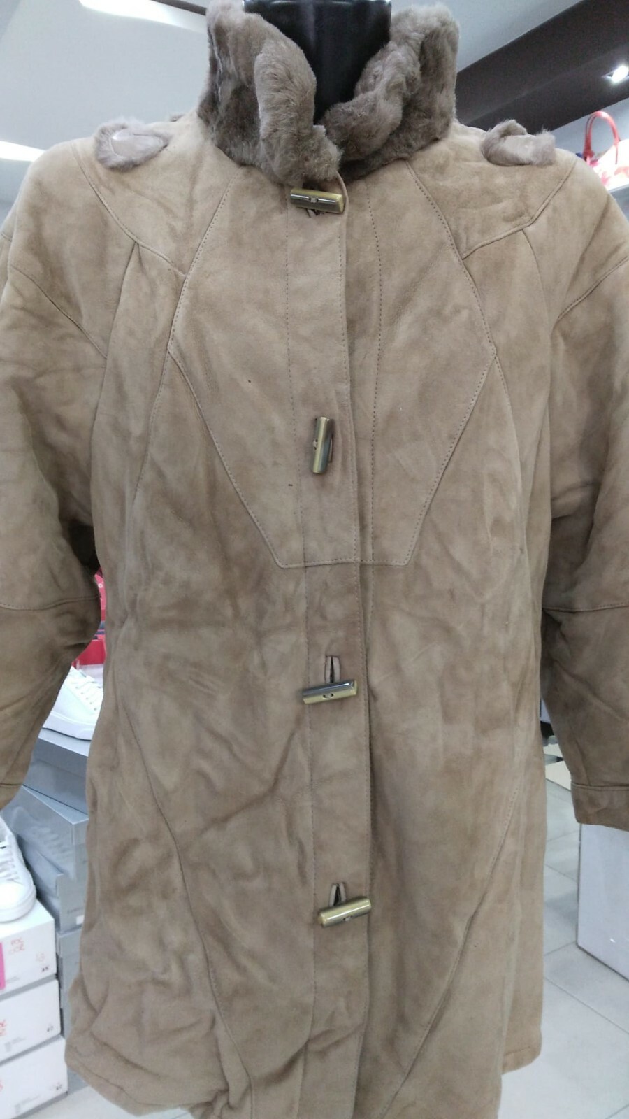 Beige Shearling Coat For Women Vintage Size 50 MON 444 LZ