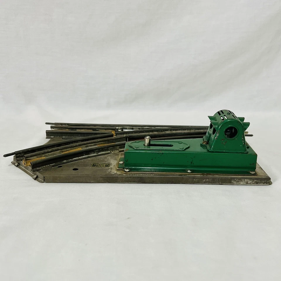 Vtg American Flyer Lines Manual Left Track Switch w/ Red Green Covered Lights - Image 3 of 4
