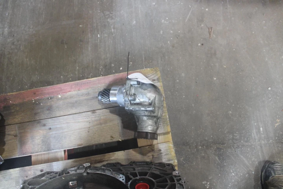 2015 Honda CR-V Transfer Case A5SP 4WD Used OEM 290005LJ901 130k Miles - Image 2 of 4