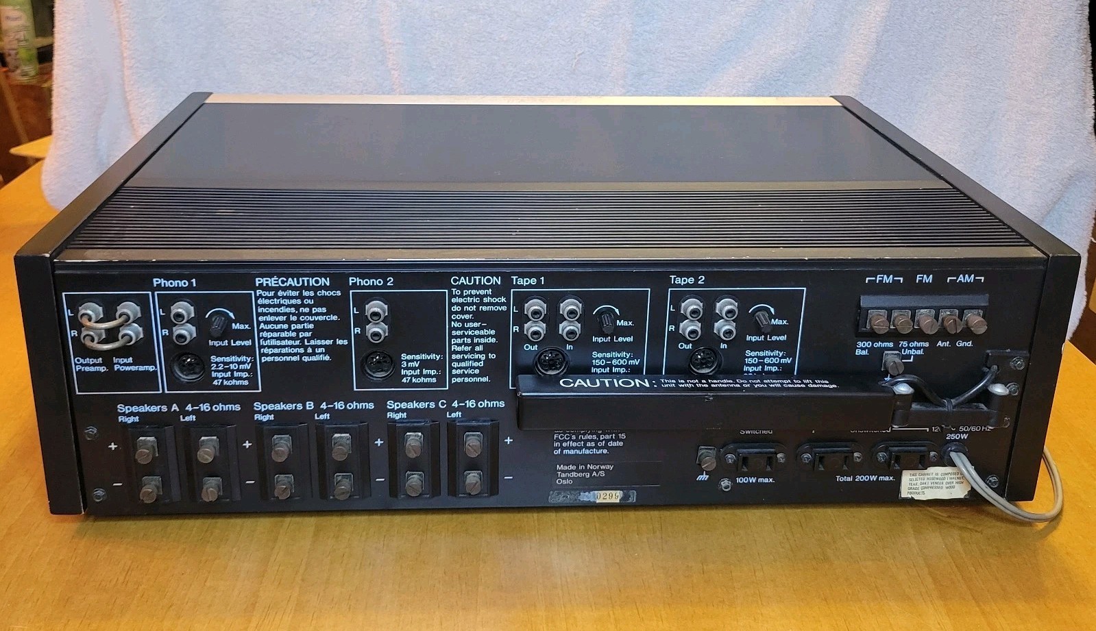 TANDBERG TR-2080  Vintage Stereo Receiver