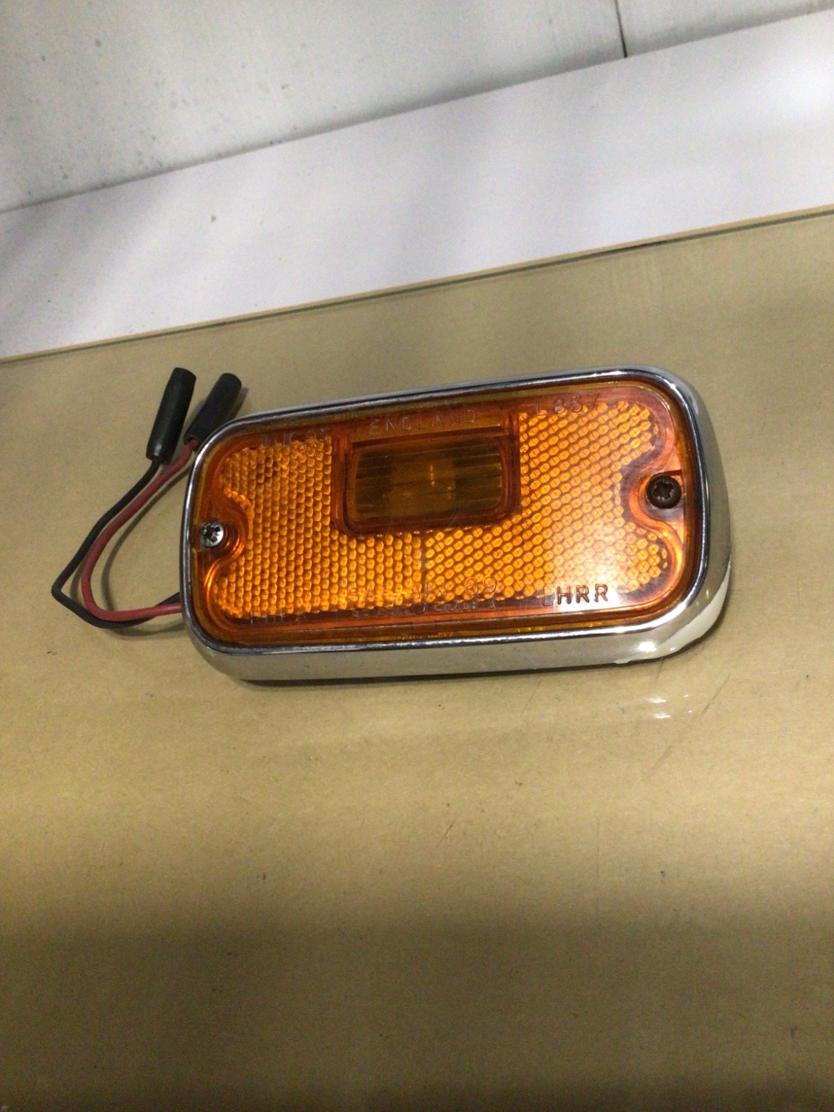 1966 - 1980 Rolls Royce Silver Shadow Wraith II Front Right Marker Light “Tested