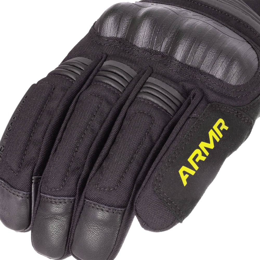 Black Yellow, photo 5 of 7