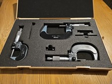 Mitutoyo 193-915 Combimike Digit Micrometer Set 0-75mm In Case Need Work