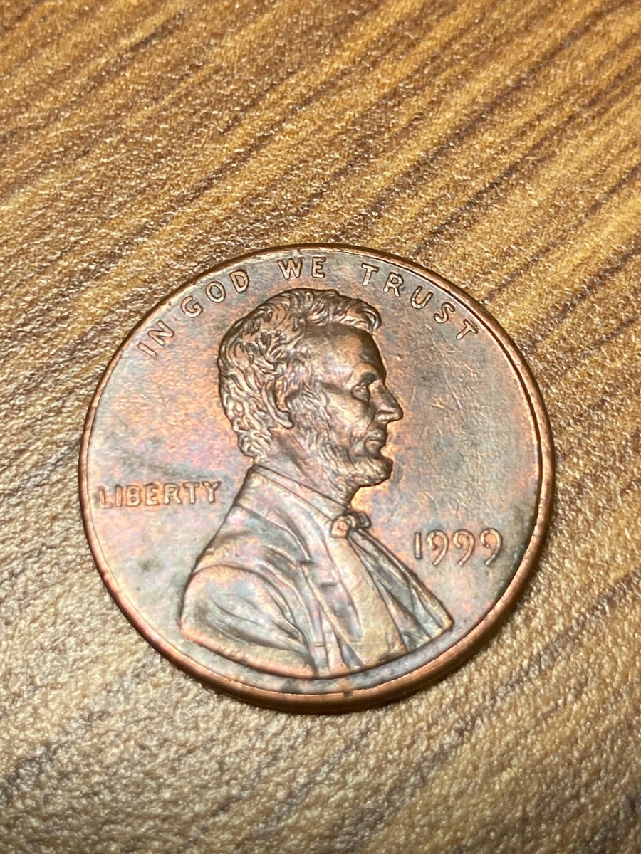 1999 No Mint Mark Lincoln Penny close 