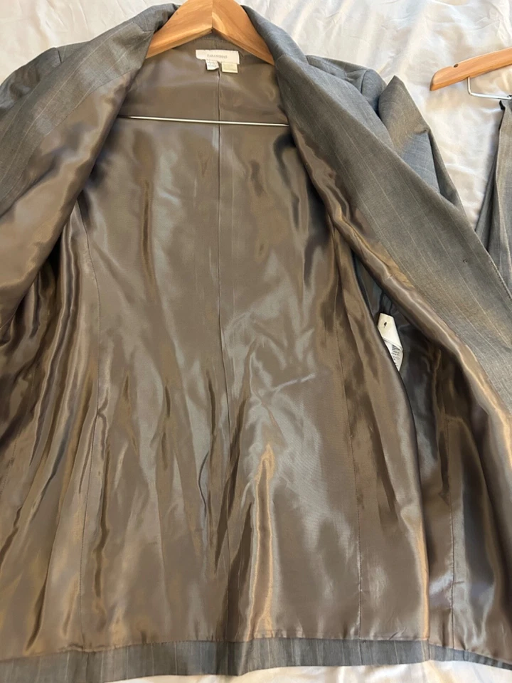 Conjunto de traje vintage de piel de tiburón Zara plateado/gris talla 10 Foto 2 de 4