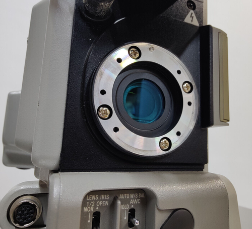 Panasonic WV-F70 Color Video Camera with Panasonic WV-CC71 Carrying Case - Picture 8 of 14