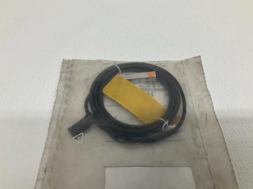 IFM Efector IL5002 Proximity Switch Sensor ILA3002-BPKG New (VT) - Picture 3 of 4