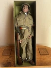 HASBRO G.I. JOE 2002 12" SGT. ROCK & EASY COMPANY JACKIE JOHNSON FIGURE NEW DC