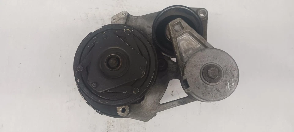 '85-'87 CHEVROLET CORVETTE AC Compressor 45k miles OEM 1 Year Warranty! - Image 2 of 4