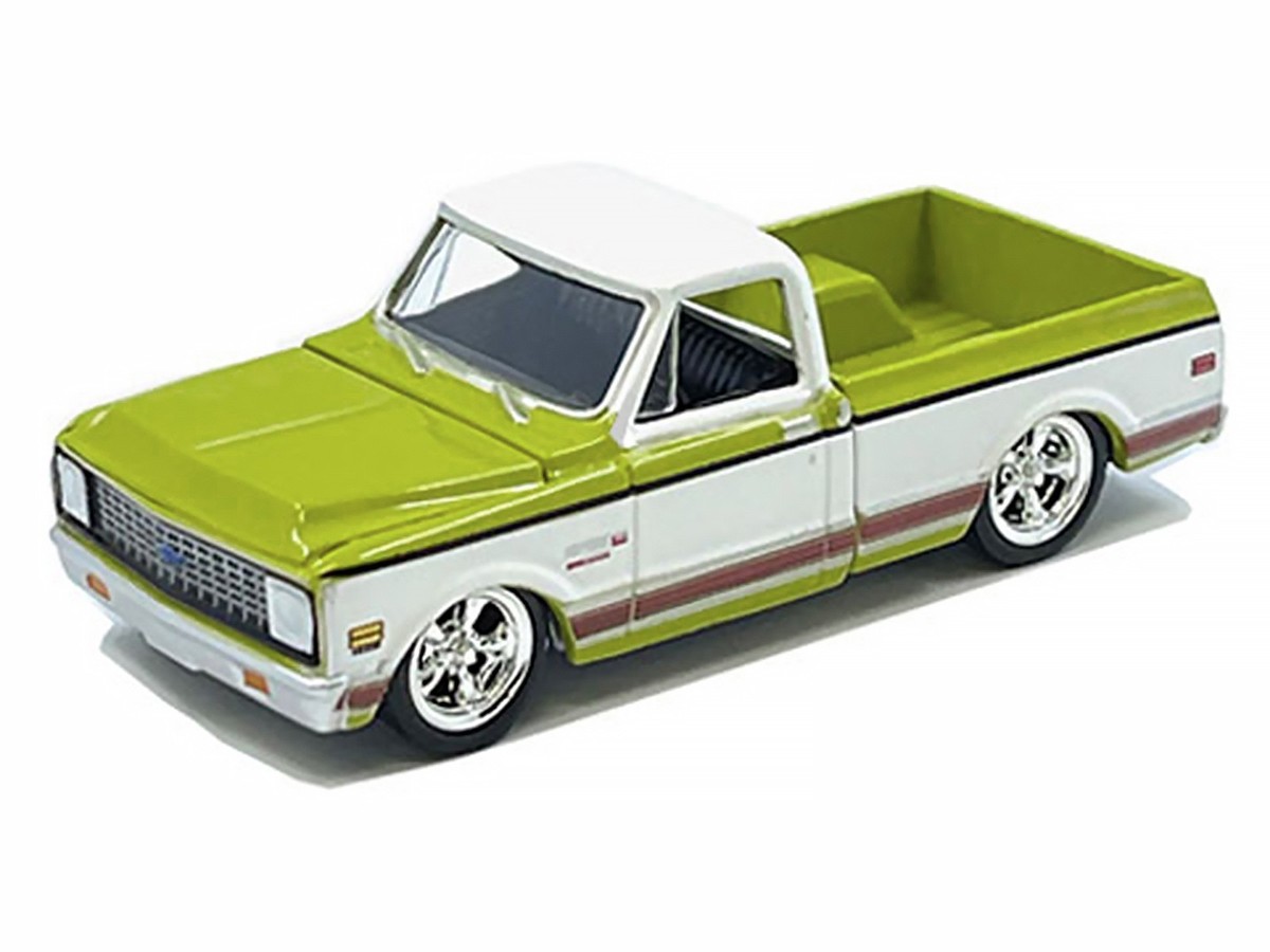 1972 CHEVROLET C-10 SHORT BED PICKUP MUSTARD YELLOW 1/64 BY