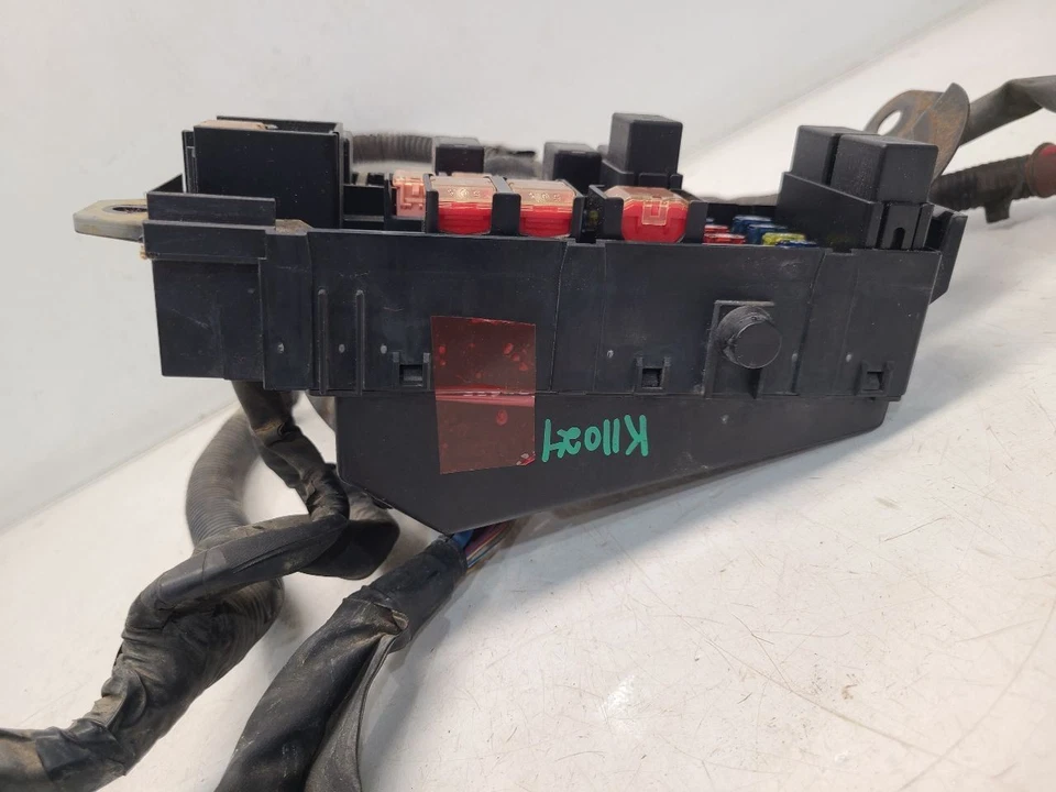 Caja de fusibles del motor Subaru Forester (EJ251/AT) 2000-02 Foto 4 de 4